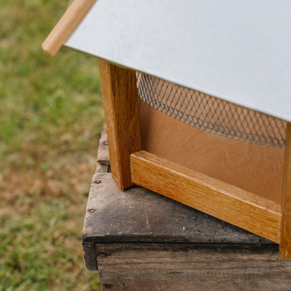 Futterhaus mit Netz, Ø: 54 cm