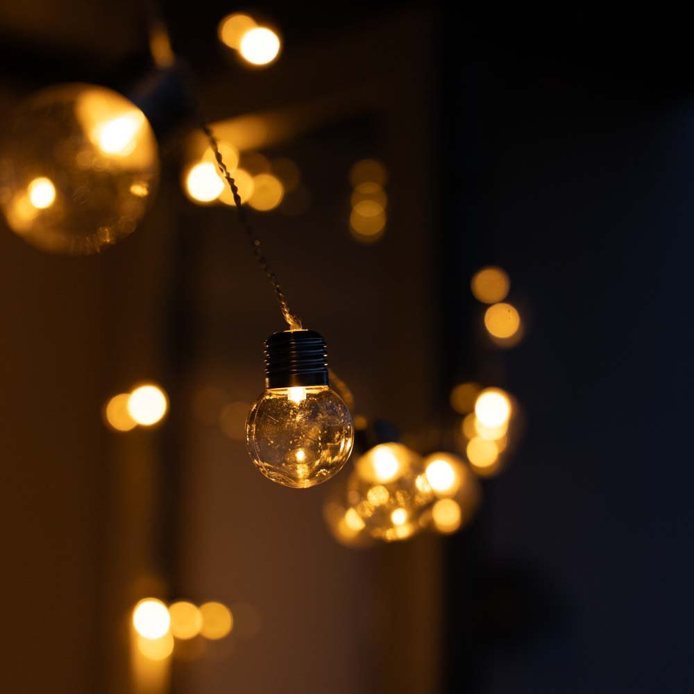 Große Lichterkette mit 50 Glühbirnen und Farbwechsel