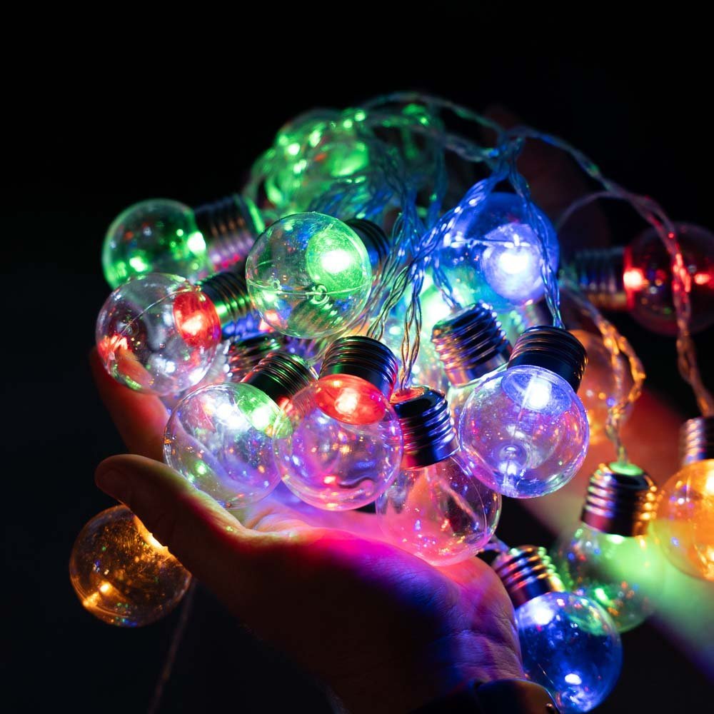 Große Lichterkette mit 50 Glühbirnen und Farbwechsel