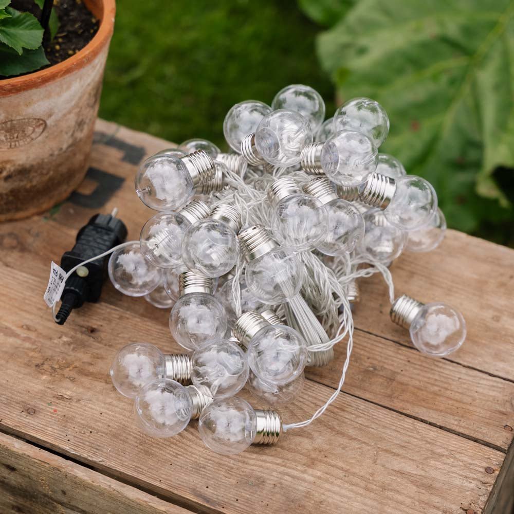 Große Lichterkette mit 50 Glühbirnen und Farbwechsel
